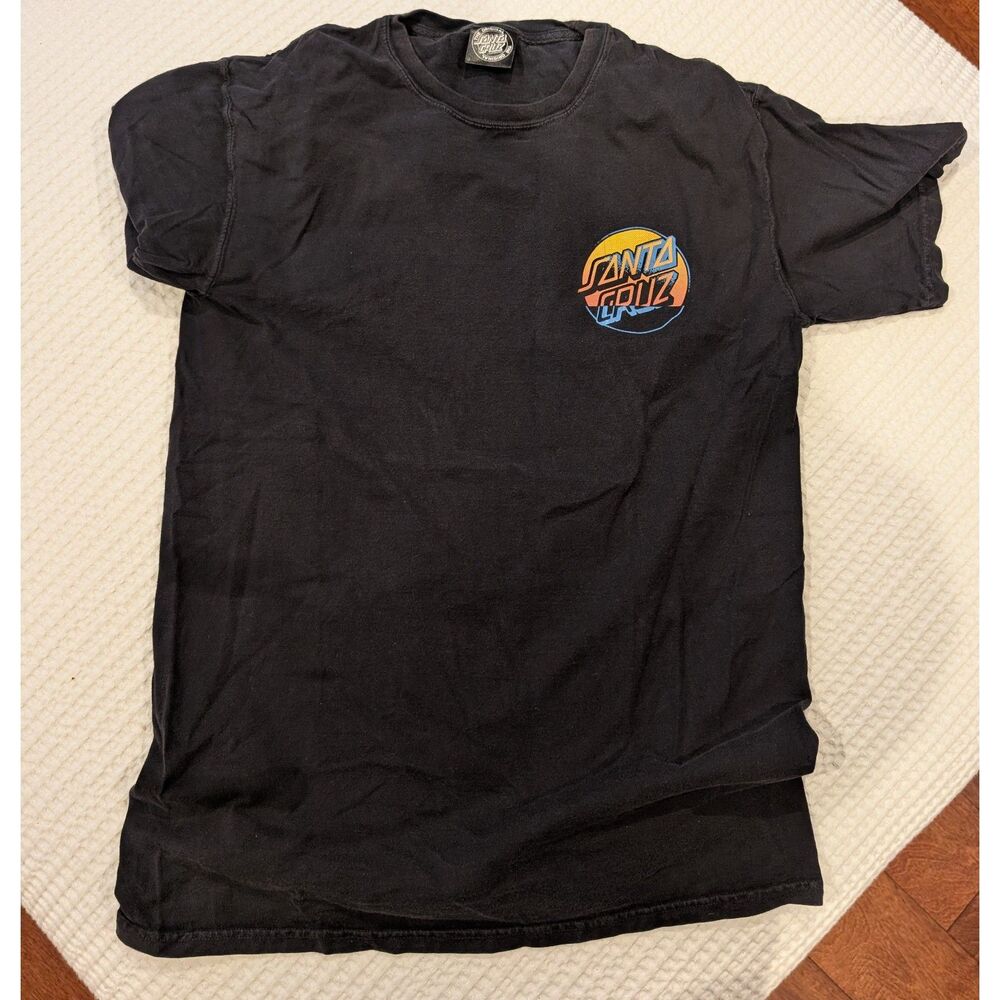 Santa Cruz Boys Tee Bundle – Size M – Screaming Hand + Logo Graphics
